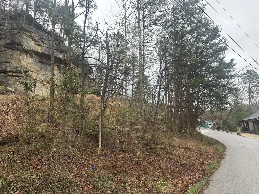 974 Cliffs Edge Road East Bernstadt KY 40729