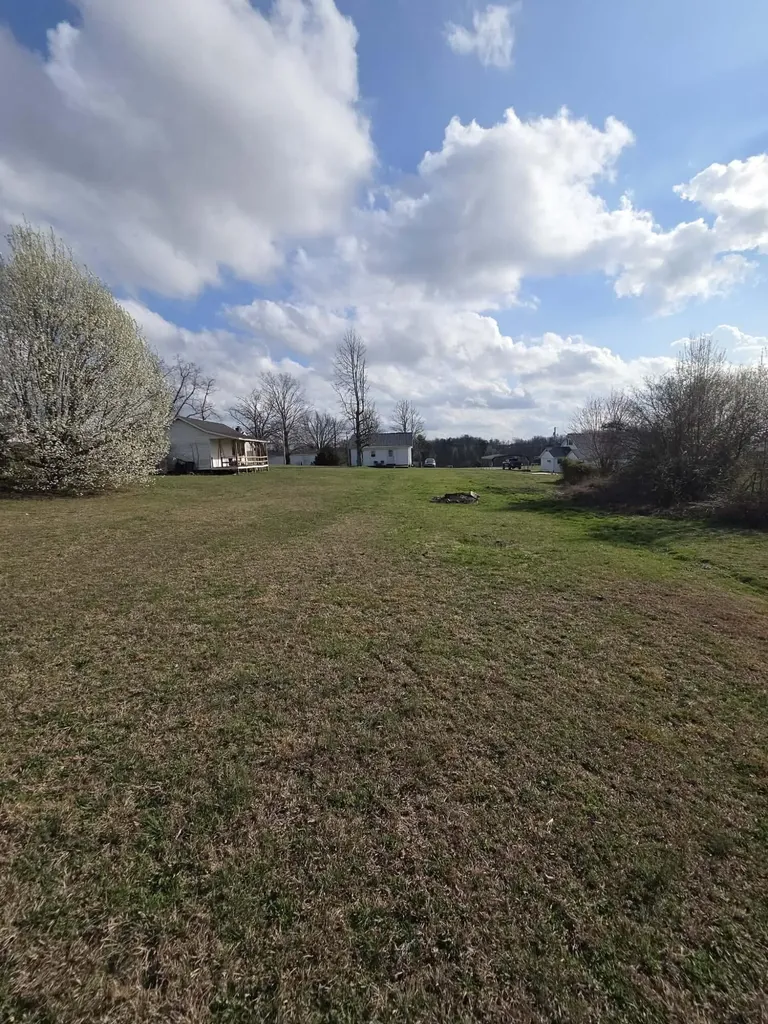 5205 Fike Road Waco KY 40385