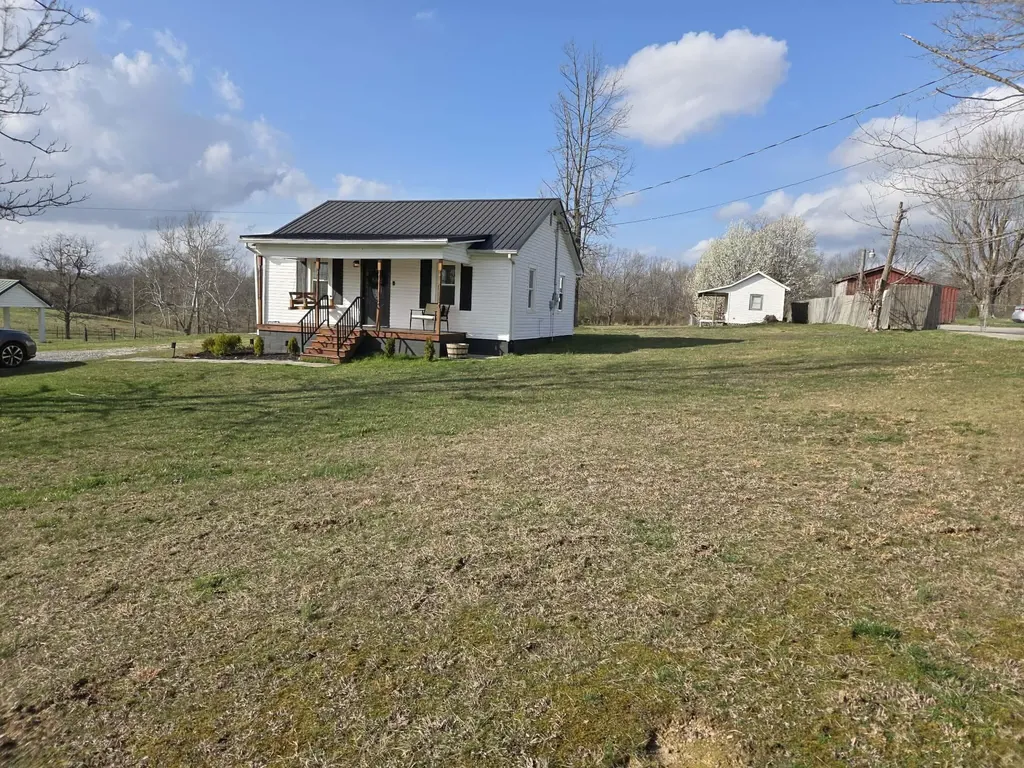 5205 Fike Road Waco KY 40385