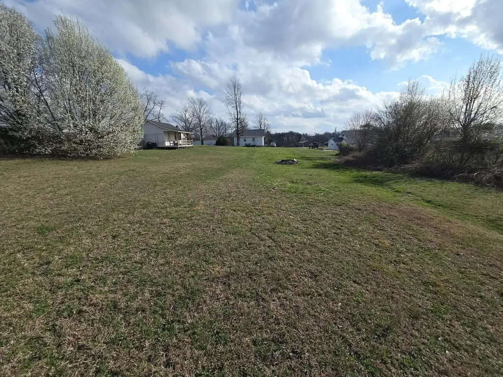 5205 Fike Road Waco KY 40385