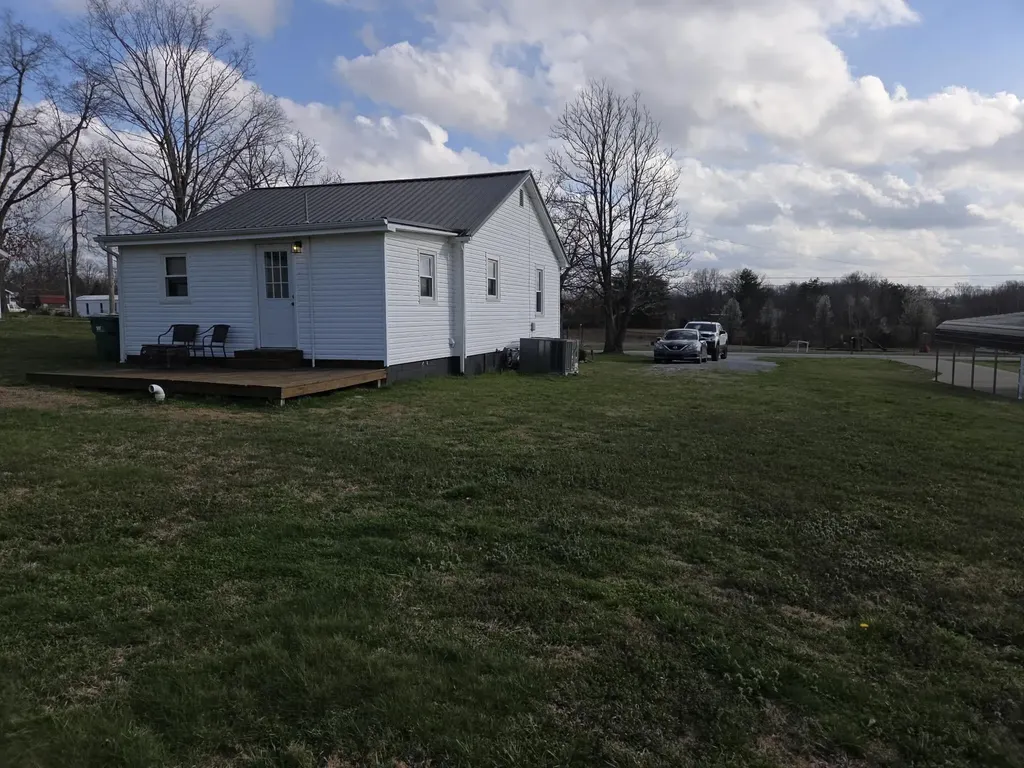 5205 Fike Road Waco KY 40385