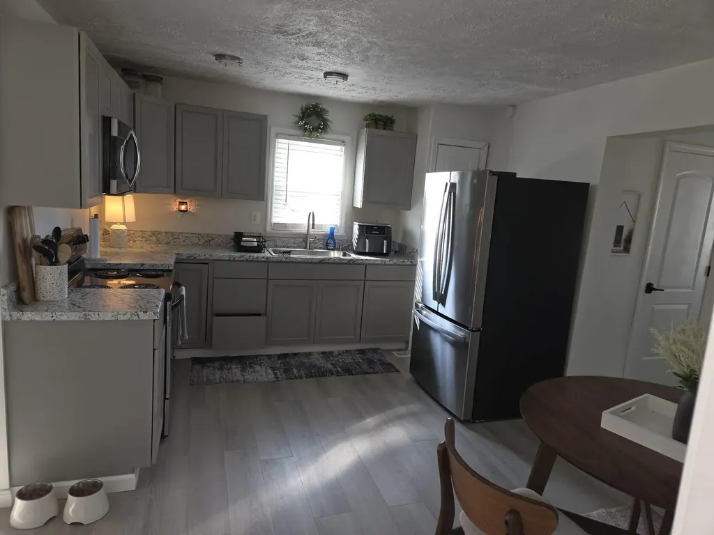 5205 Fike Road Waco KY 40385