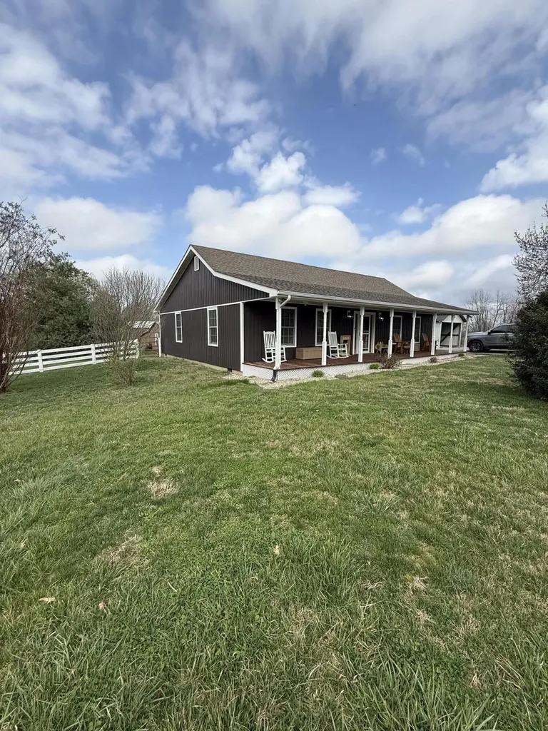 230 Johnson Road Waynesburg KY 40489