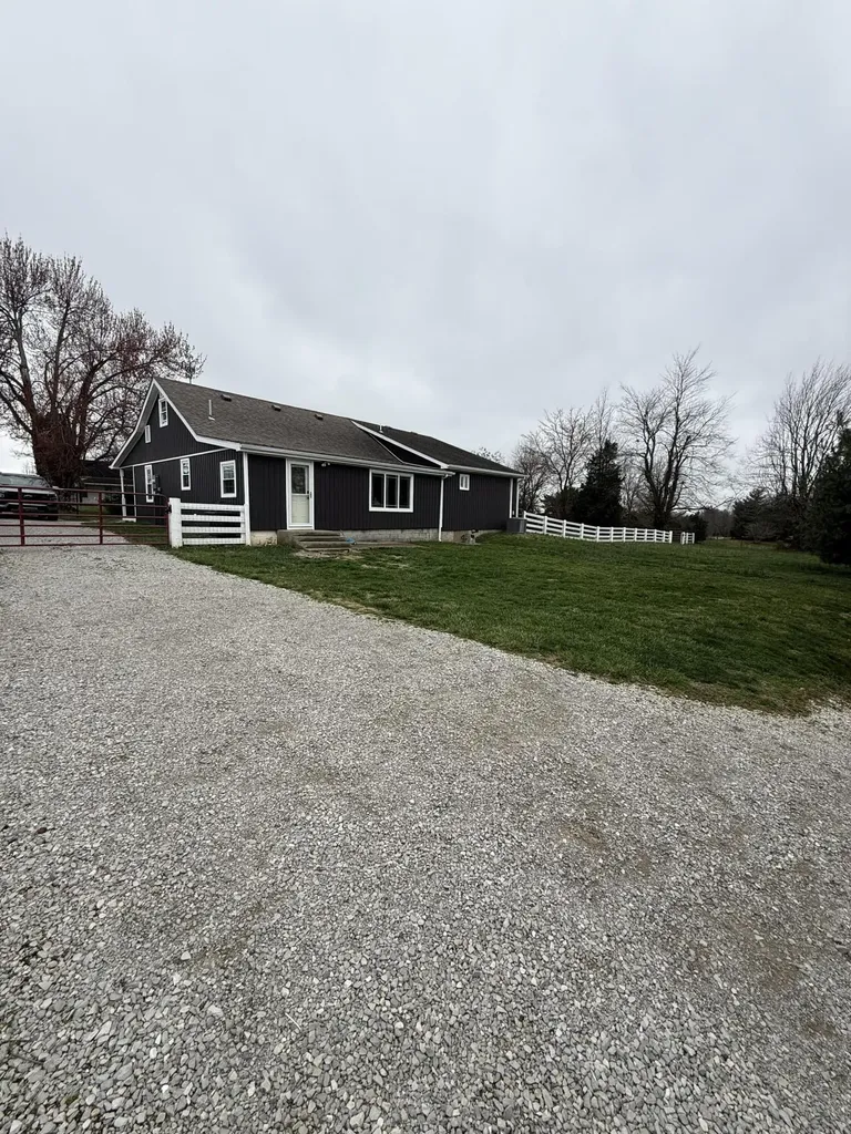 230 Johnson Road Waynesburg KY 40489