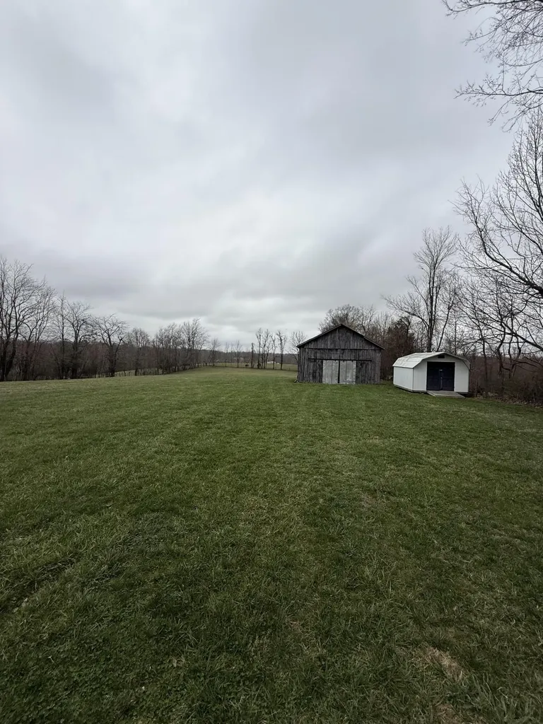 230 Johnson Road Waynesburg KY 40489