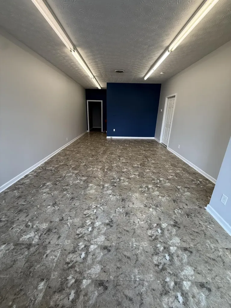 122 S Main Street Harrodsburg KY 40330