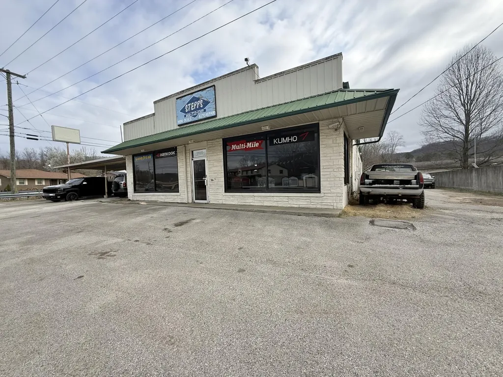 740 Winchester Road Irvine KY 40336