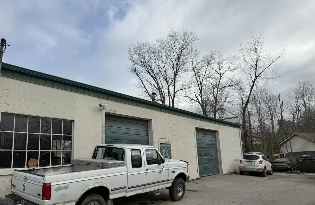 740 Winchester Road Irvine KY 40336