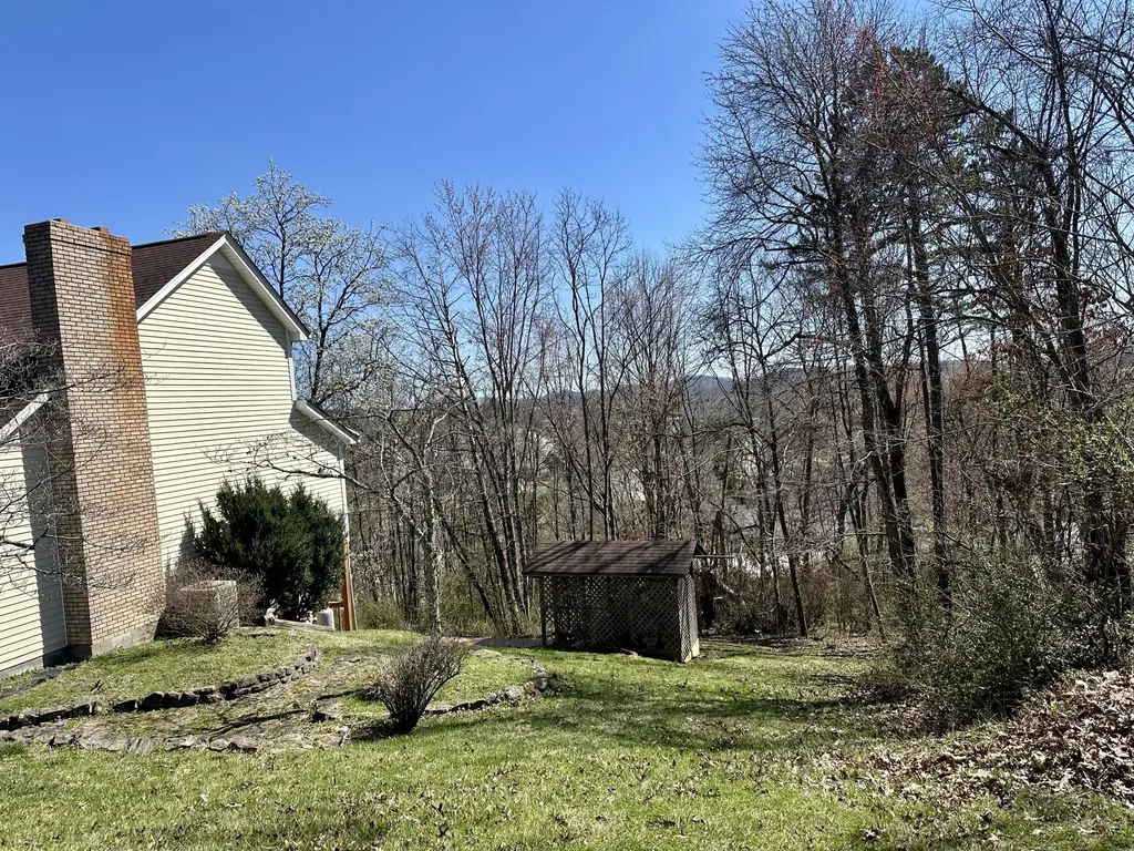 604 E 9th Street London KY 40741