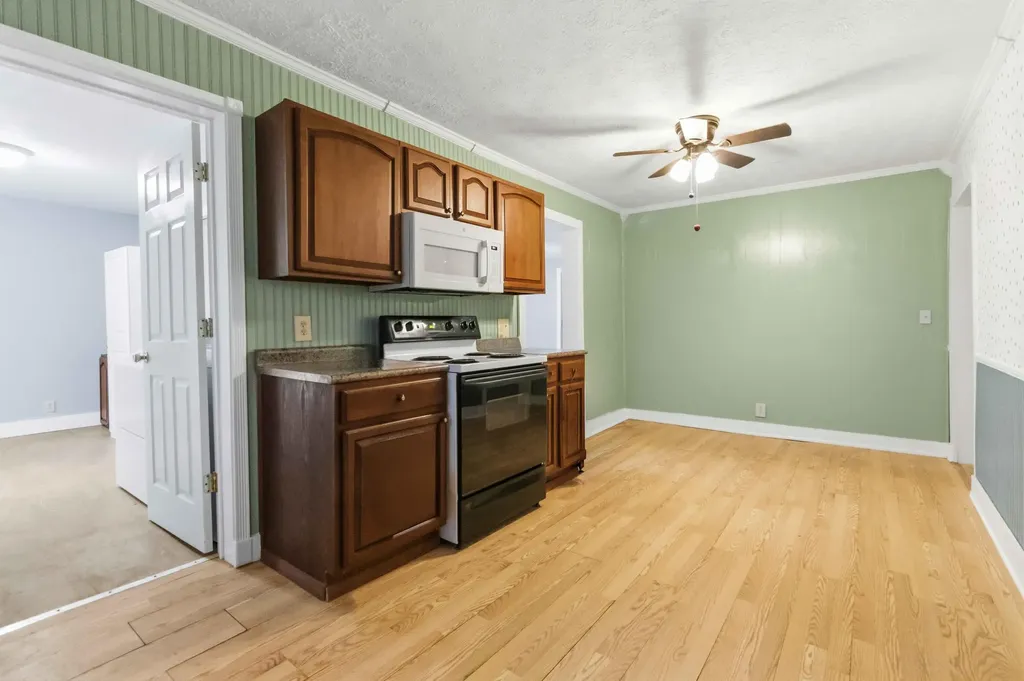536 State Highway 1651 Whitley City KY 42653