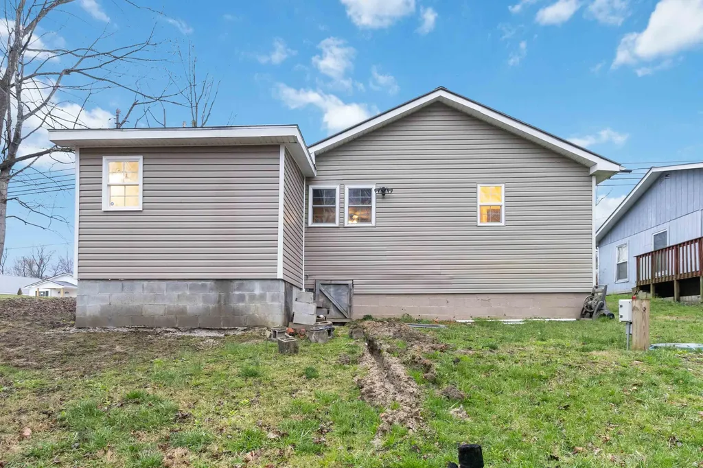 536 State Highway 1651 Whitley City KY 42653
