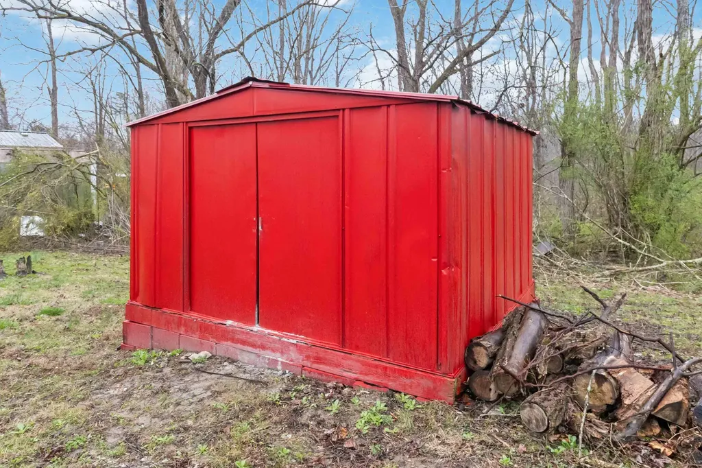 536 State Highway 1651 Whitley City KY 42653