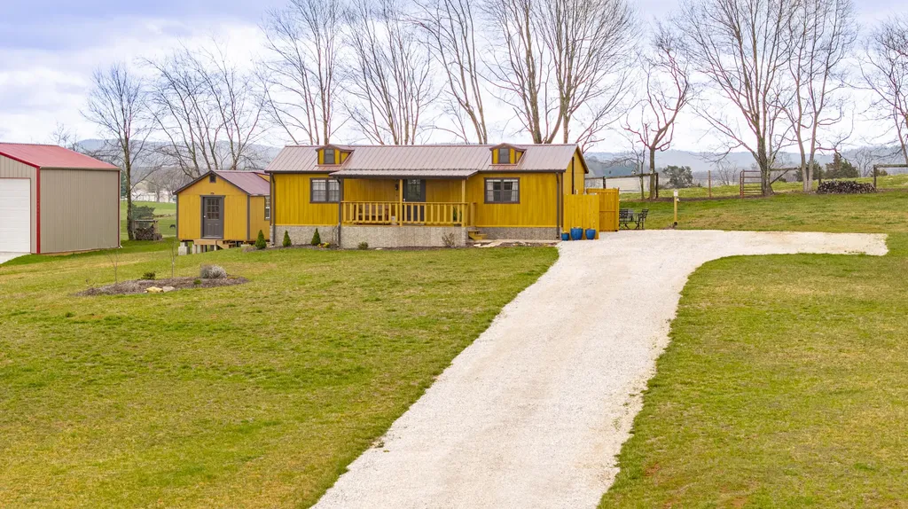 225 Lighthouse Road Monticello KY 42633