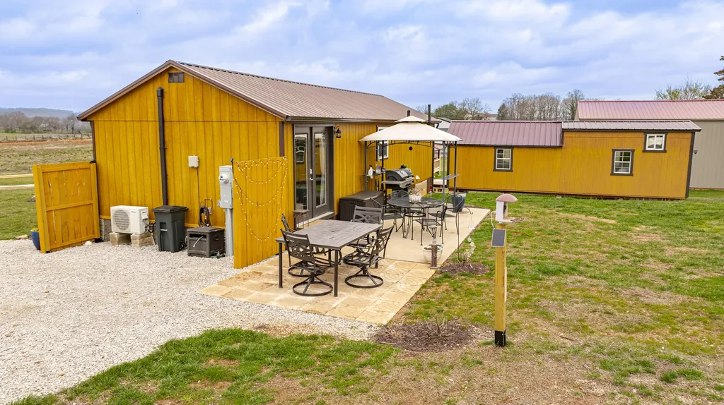 225 Lighthouse Road Monticello KY 42633