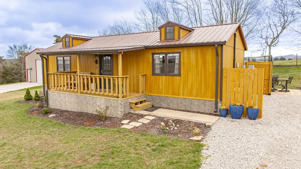225 Lighthouse Road Monticello KY 42633
