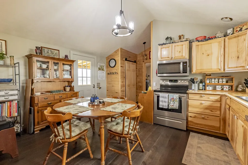 225 Lighthouse Road Monticello KY 42633