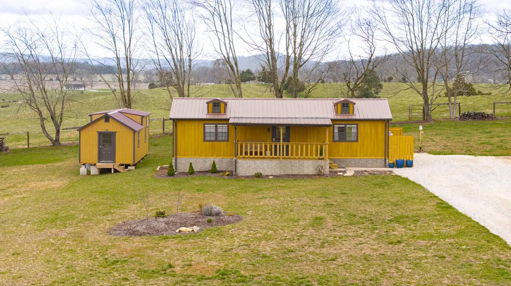 225 Lighthouse Road Monticello KY 42633