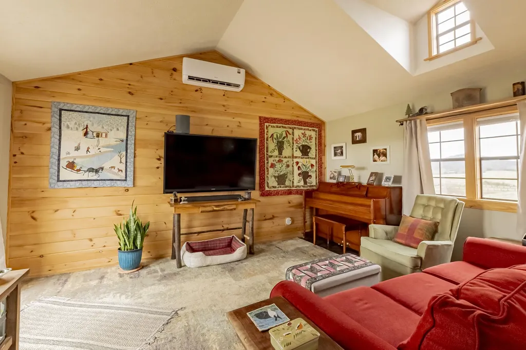 225 Lighthouse Road Monticello KY 42633