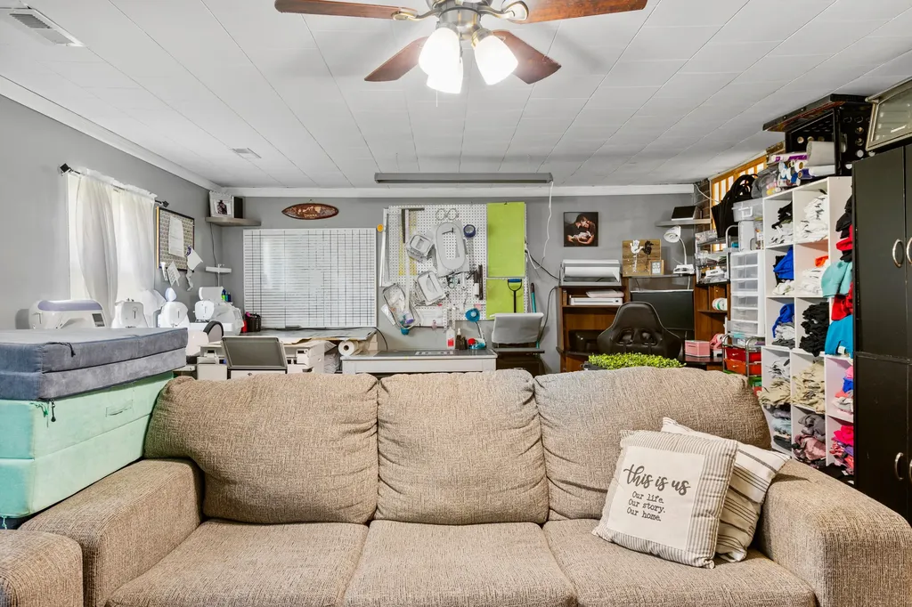 64 Coskery Pike Flemingsburg KY 41041