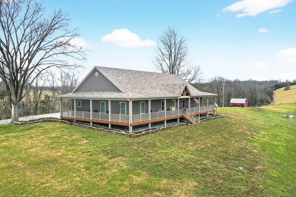 1290 Johnson Road Harrodsburg KY 40330
