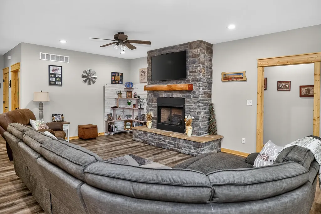 1290 Johnson Road Harrodsburg KY 40330