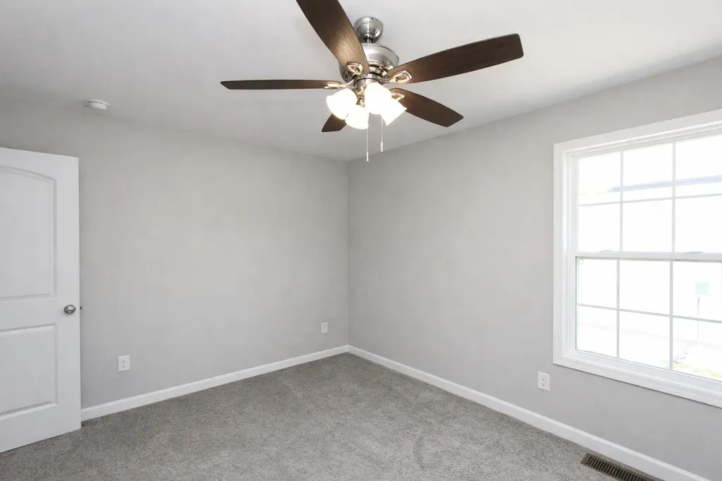 202 Charles Carr Drive Harrodsburg KY 40330