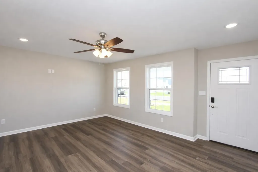 202 Charles Carr Drive Harrodsburg KY 40330