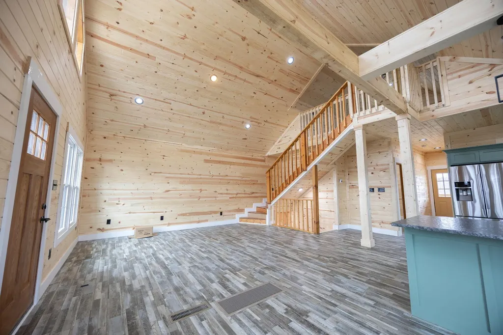 433 Woodlands Way Russell Springs KY 42642