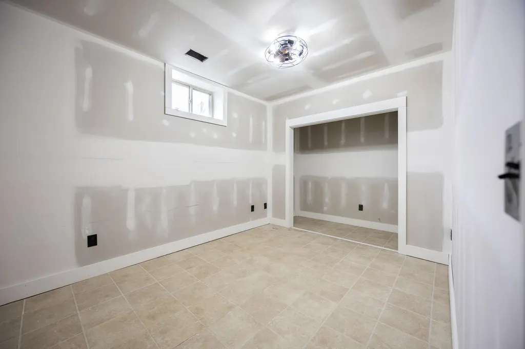 433 Woodlands Way Russell Springs KY 42642