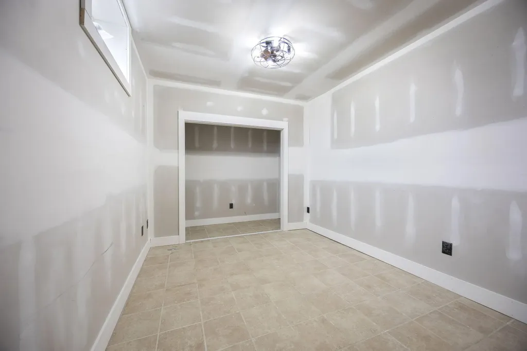 433 Woodlands Way Russell Springs KY 42642