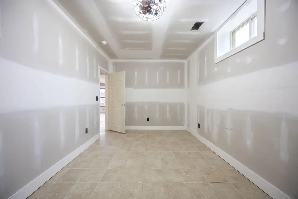 433 Woodlands Way Russell Springs KY 42642