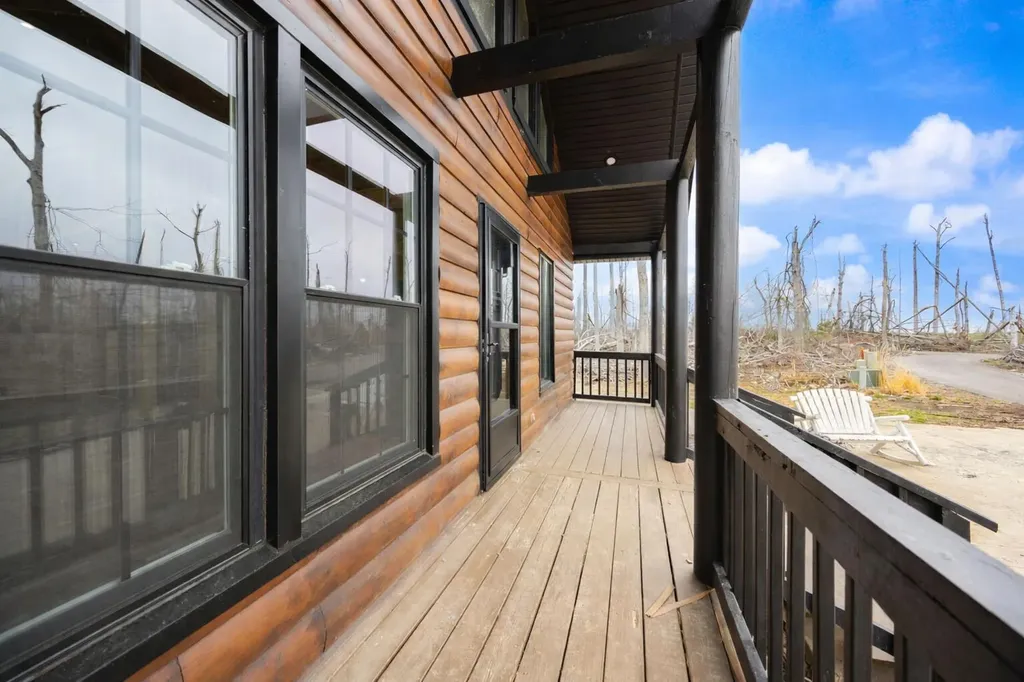 433 Woodlands Way Russell Springs KY 42642