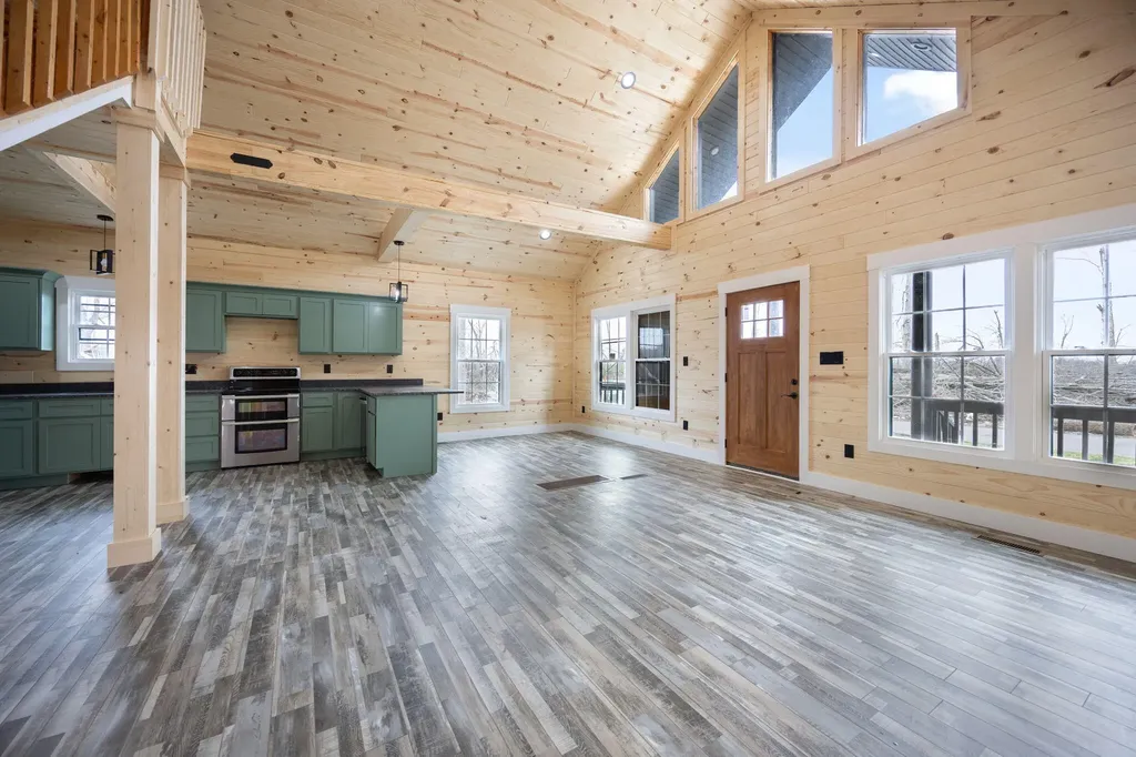 433 Woodlands Way Russell Springs KY 42642