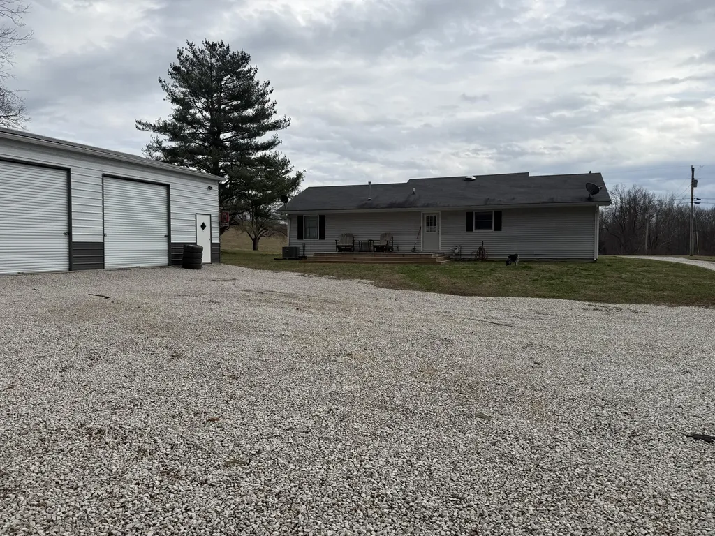 1566 U.s. 460 Frenchburg KY 40322