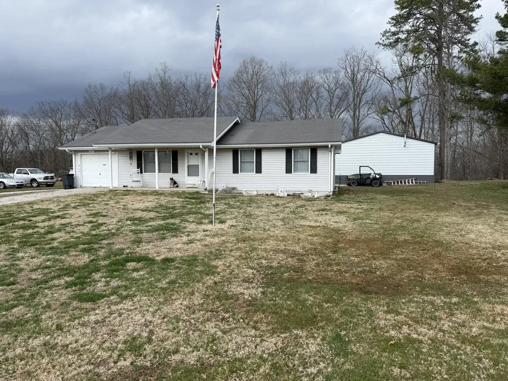 1566 U.s. 460 Frenchburg KY 40322
