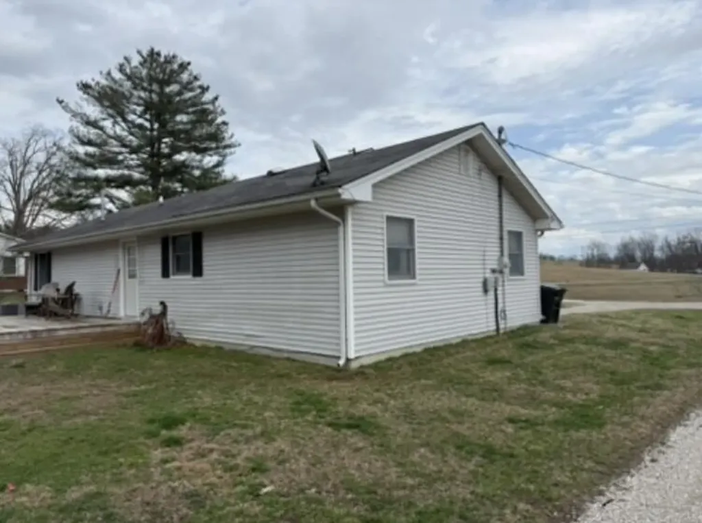 1566 U.s. 460 Frenchburg KY 40322
