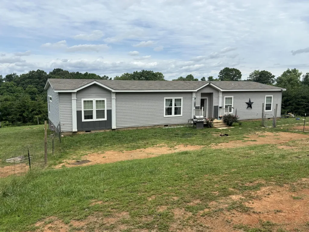 2347 Dreyfus Road Waco KY 40385