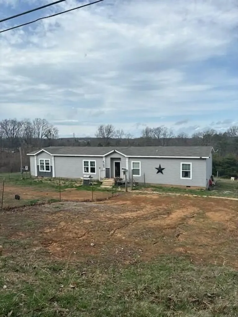 2351 Dreyfus Road Waco KY 40385