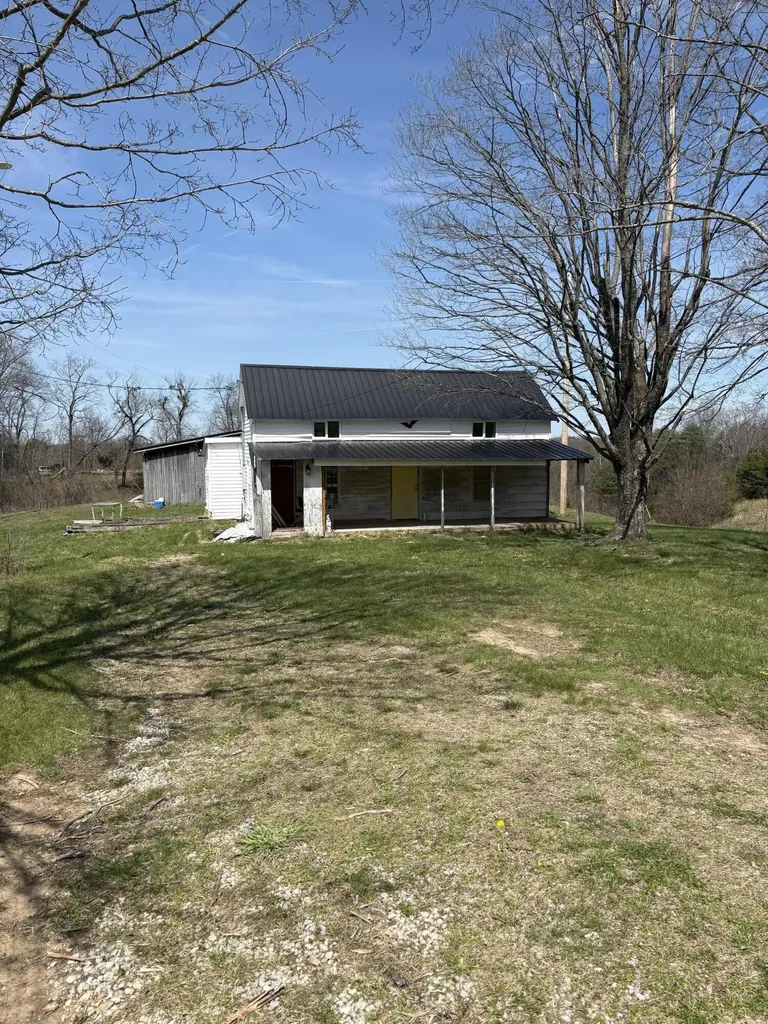 2351 Dreyfus Road Waco KY 40385