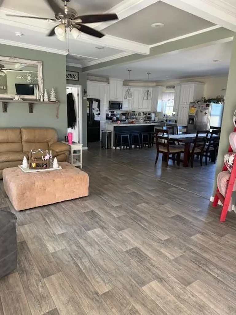 2351 Dreyfus Road Waco KY 40385