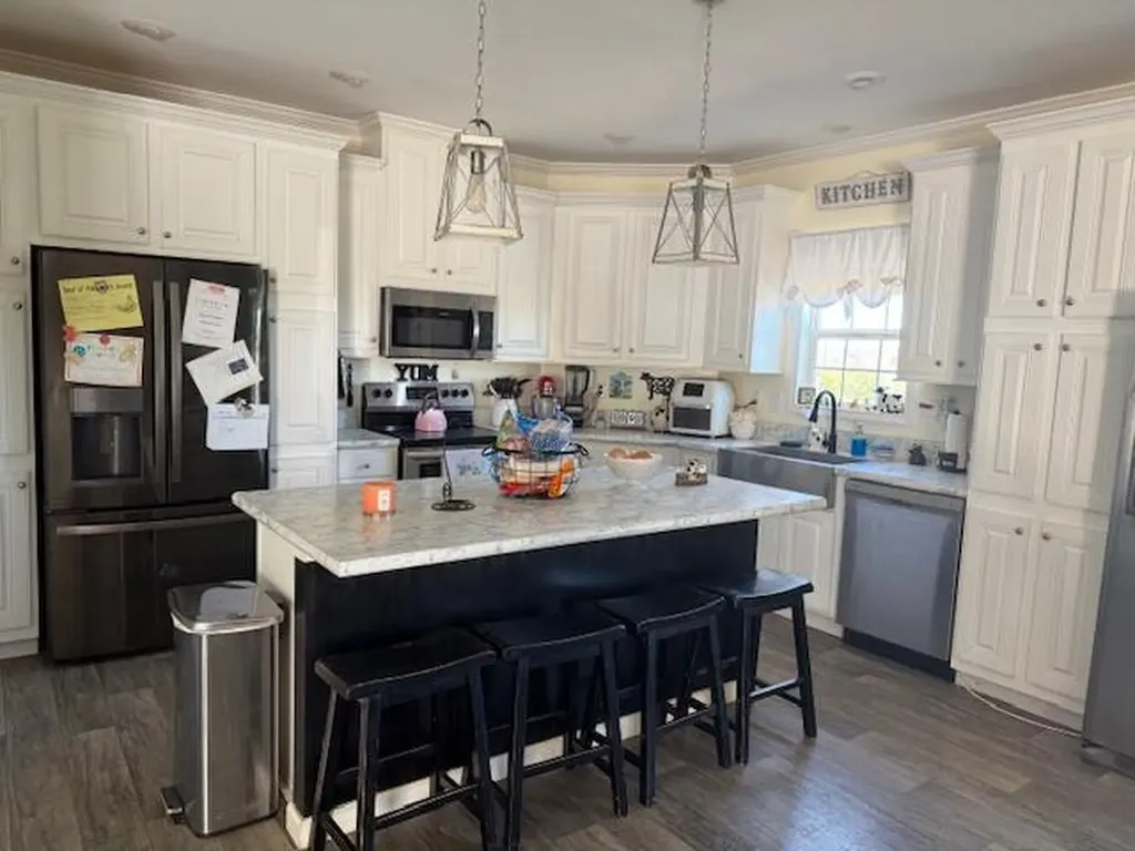 2351 Dreyfus Road Waco KY 40385