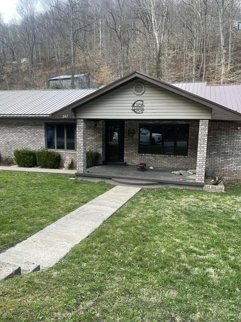 867 Highway 1148 Isom KY 41824