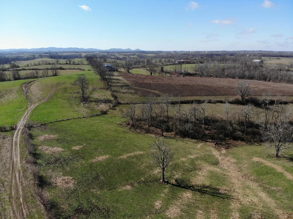 3820 Spencer Pike Mt Sterling KY 40353