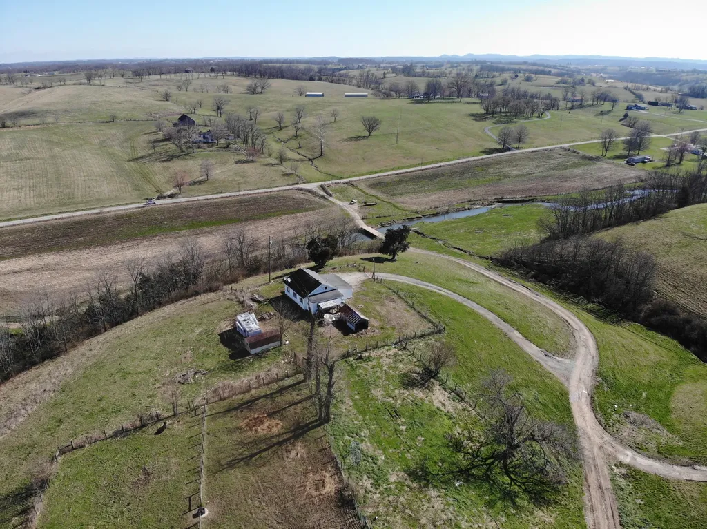 3820 Spencer Pike Mt Sterling KY 40353