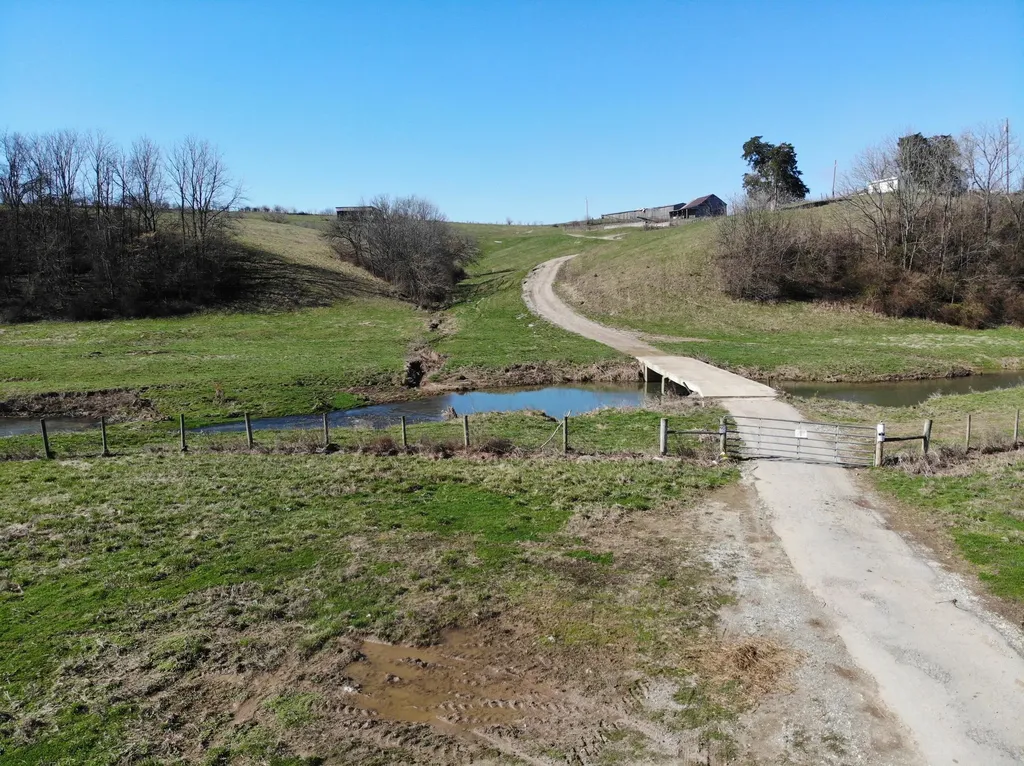 3820 Spencer Pike Mt Sterling KY 40353