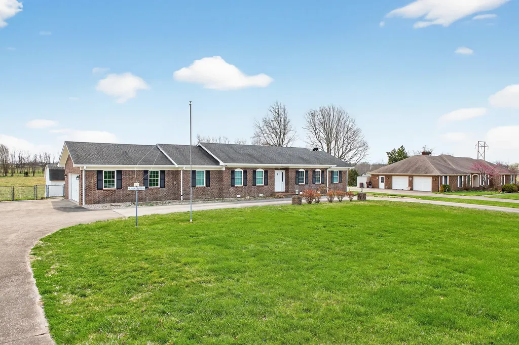 316 Sugar Creek Road Lancaster KY 40444