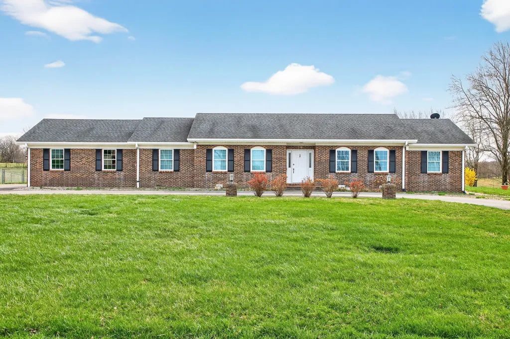 316 Sugar Creek Road Lancaster KY 40444