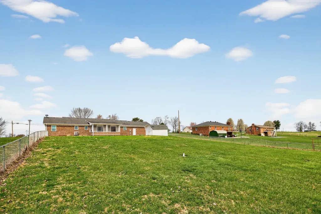 316 Sugar Creek Road Lancaster KY 40444