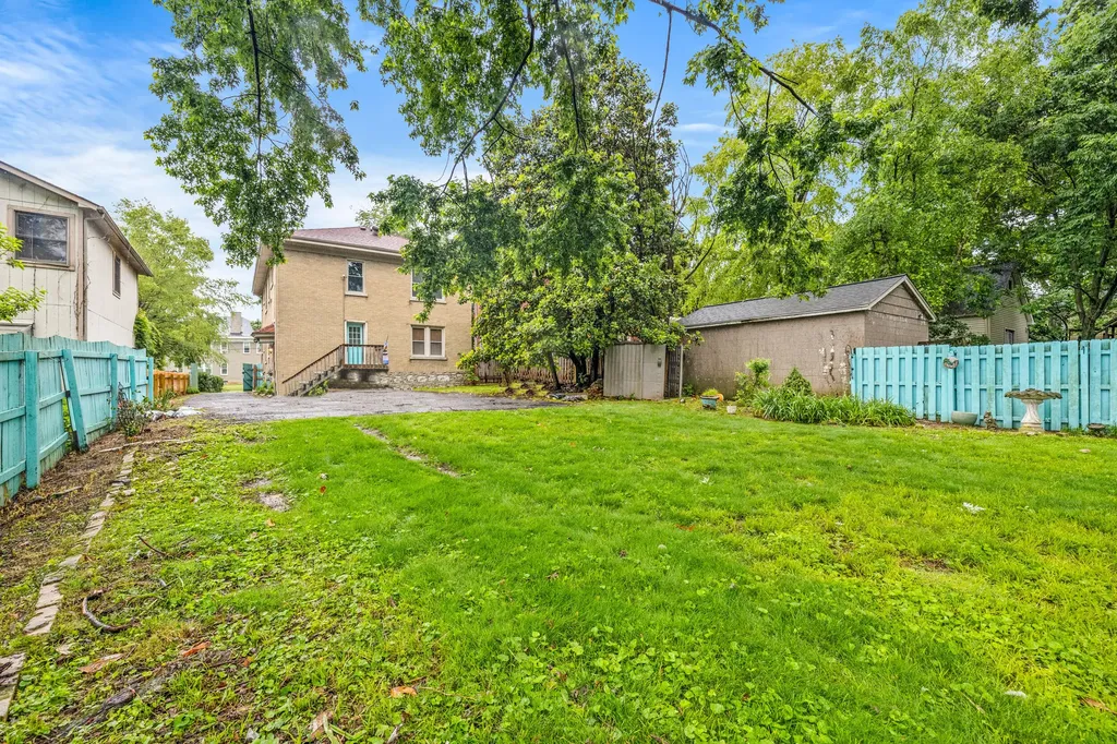 1056-1058 Fontaine Road Lexington KY 40502