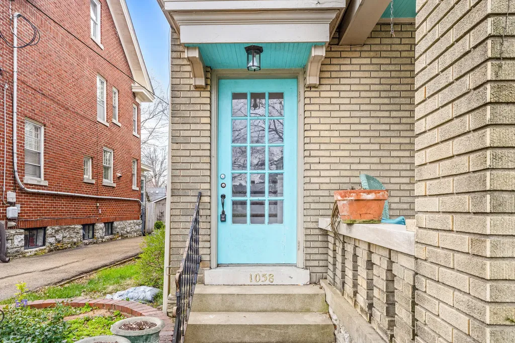 1056-1058 Fontaine Road Lexington KY 40502